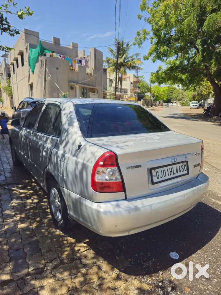 Hyundai Accent Cng