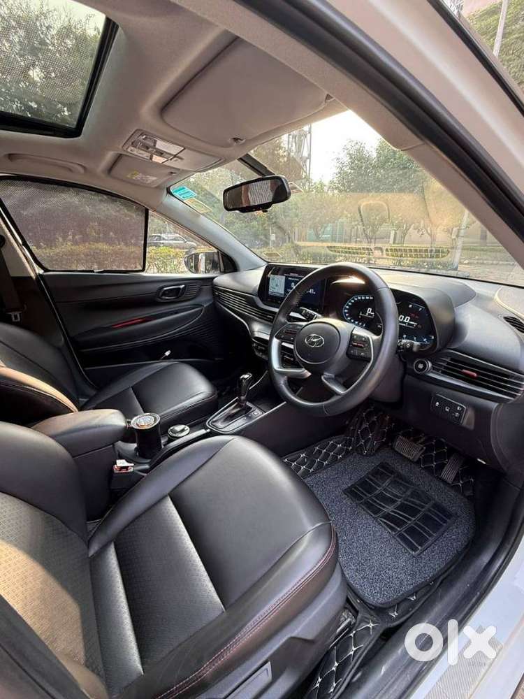 Hyundai I20 Asta (o) 1.2 Ivt Dual Tone, 2022, Petrol