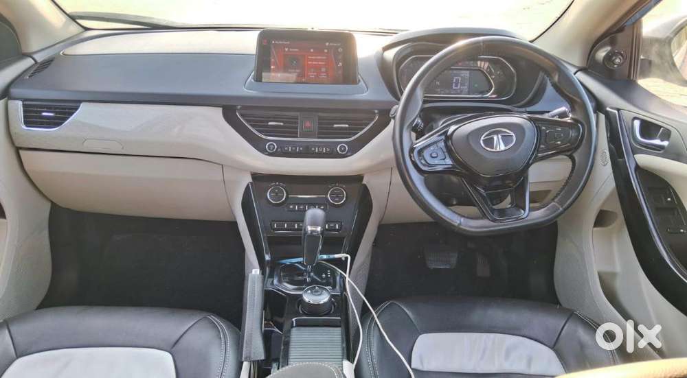 Tata Nexon 1.2 Revotron Xza Plus Dualtone, 2020, Petrol
