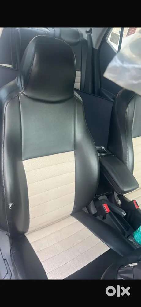 Hyundai Aura 2024 Variant Year