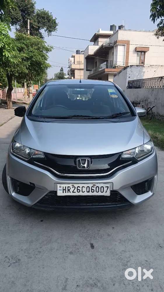 Honda Jazz Petrol Mt 2015