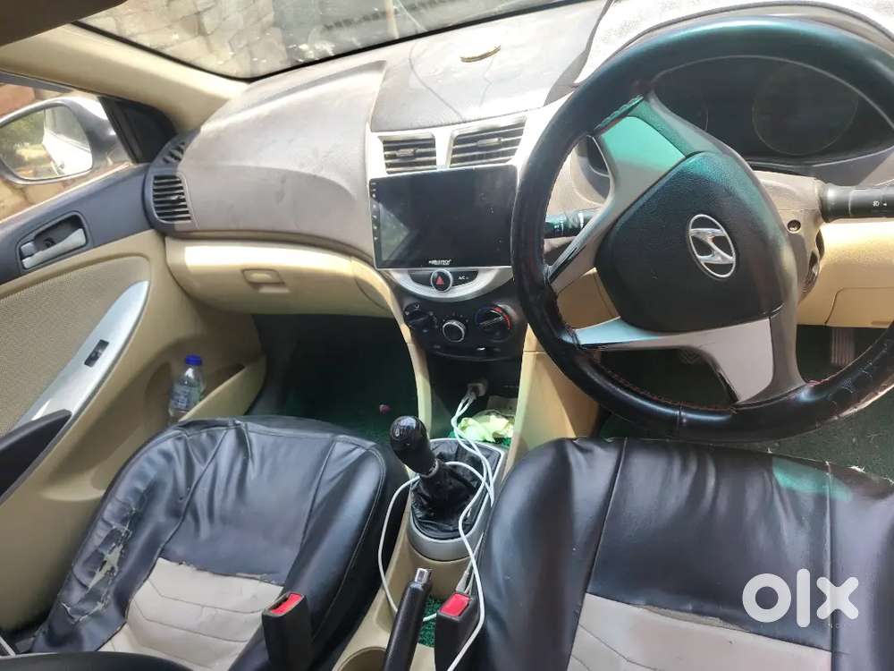 Hyundai Verna 2012