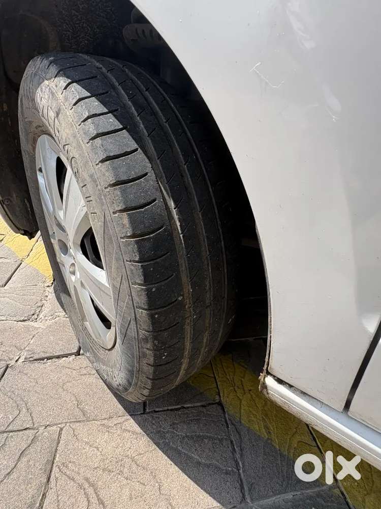 Volkswagen Vento Petrol 2013