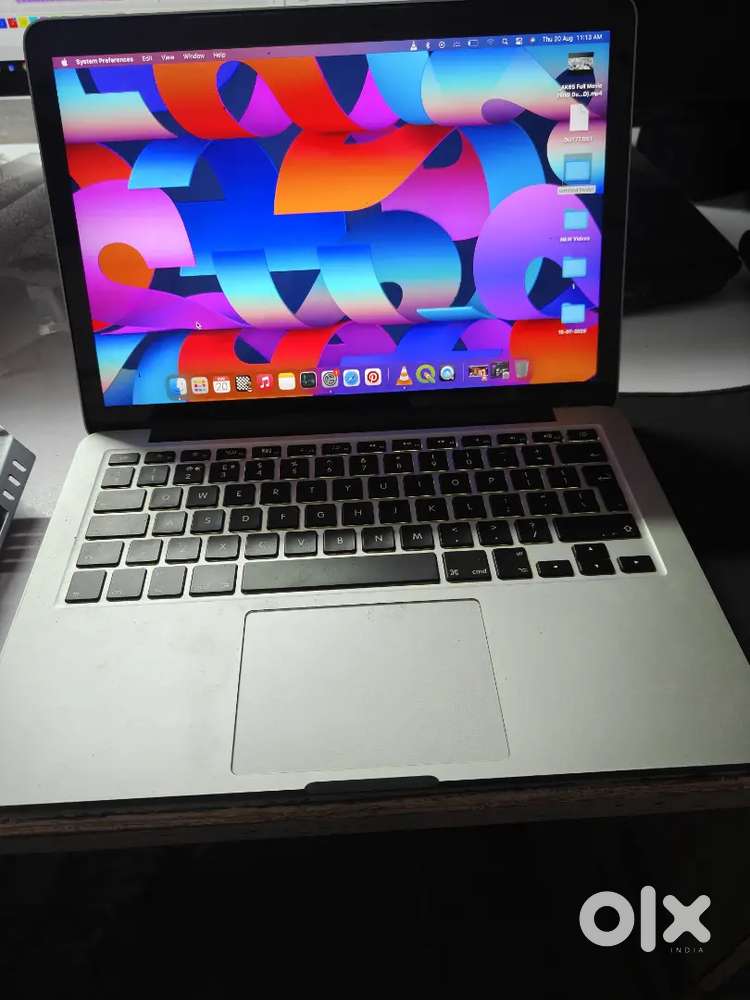 Apple macbook pro i5 8GB, SSD, 6-8 Hours Battery.