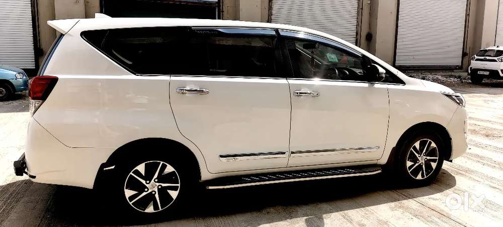 Toyota Innova Crysta 2025 Diesel 55000 Km Driven