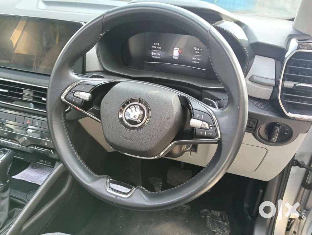 Skoda Kylaq Signature At, 2026, Petrol