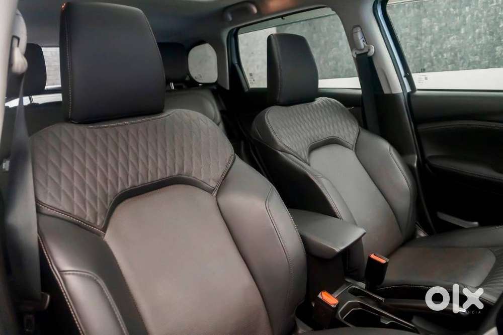 Maruti Suzuki Grand Vitara 1.5 Alpha Plus Intelligent Hybrid Ecvt, 2..