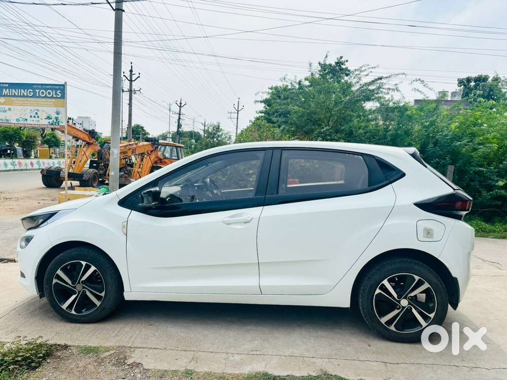 Tata Altroz 2020 Petrol Good Condition
