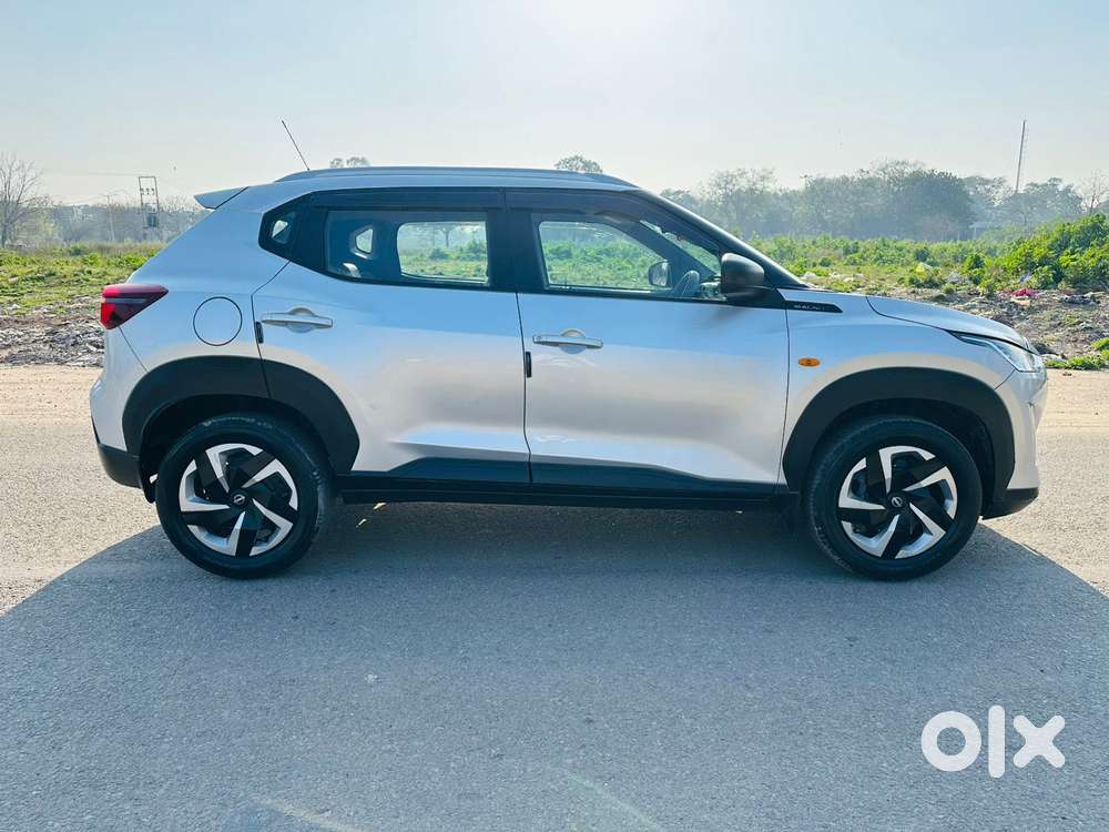 Nissan Magnite 1.0 Xv Premium, 2021, Petrol