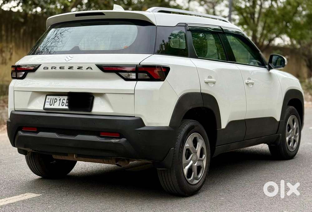 Maruti Suzuki Brezza 1.5 Vxi Cng, 2025, Petrol
