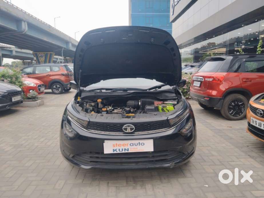 Tata Altroz 1.2 Xz Plus Dark Edition, 2022, Petrol
