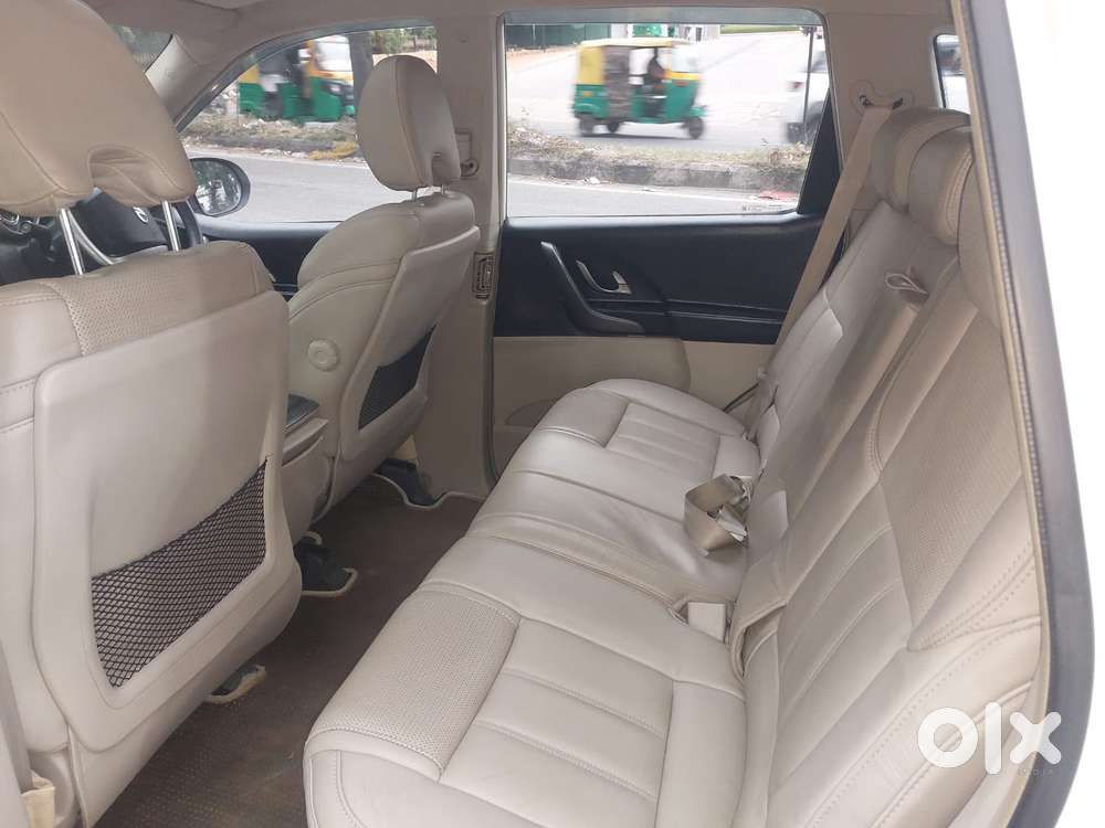 Mahindra Xuv500 2.2 W10, 2015, Diesel