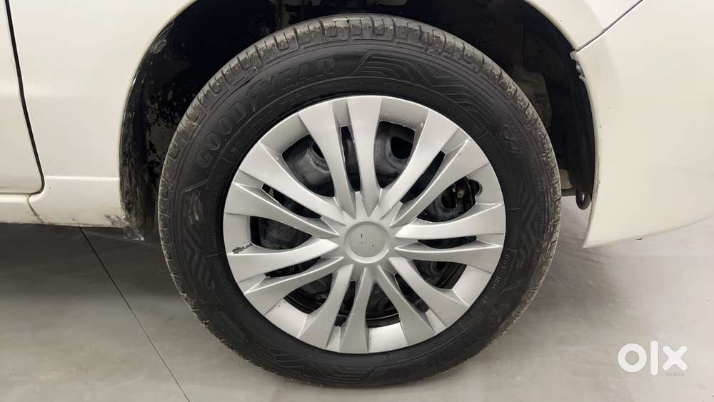 Maruti Suzuki Alto K10 2010-2014 Vxi, 2011, Petrol