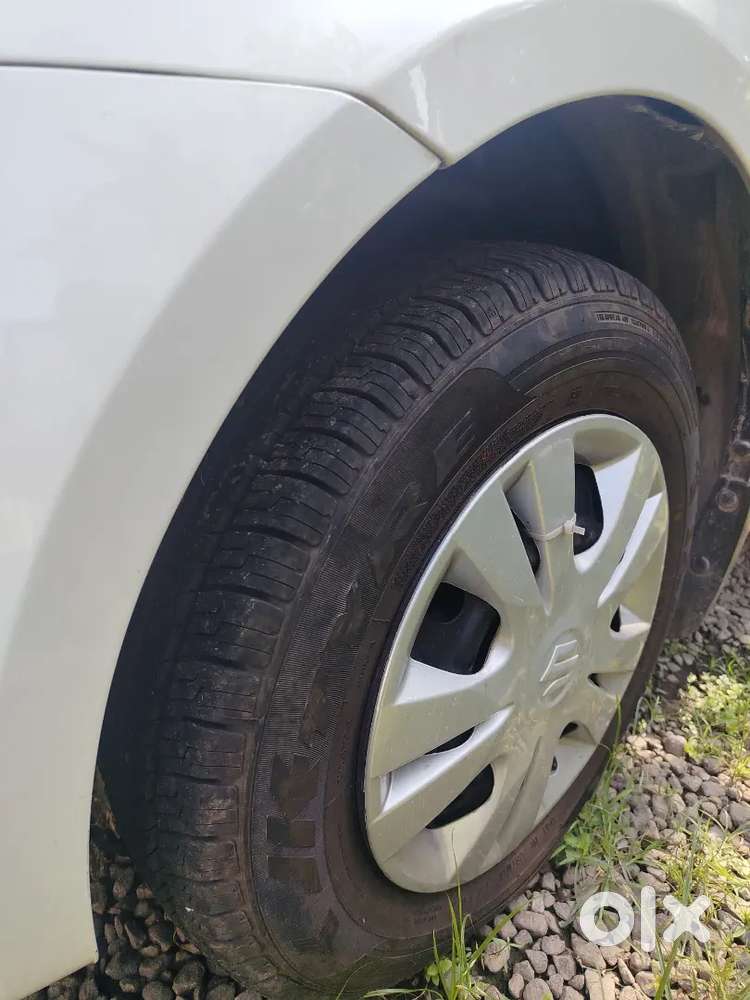 Maruti Suzuki Dzire 2016. 300000 Negotiable Price.