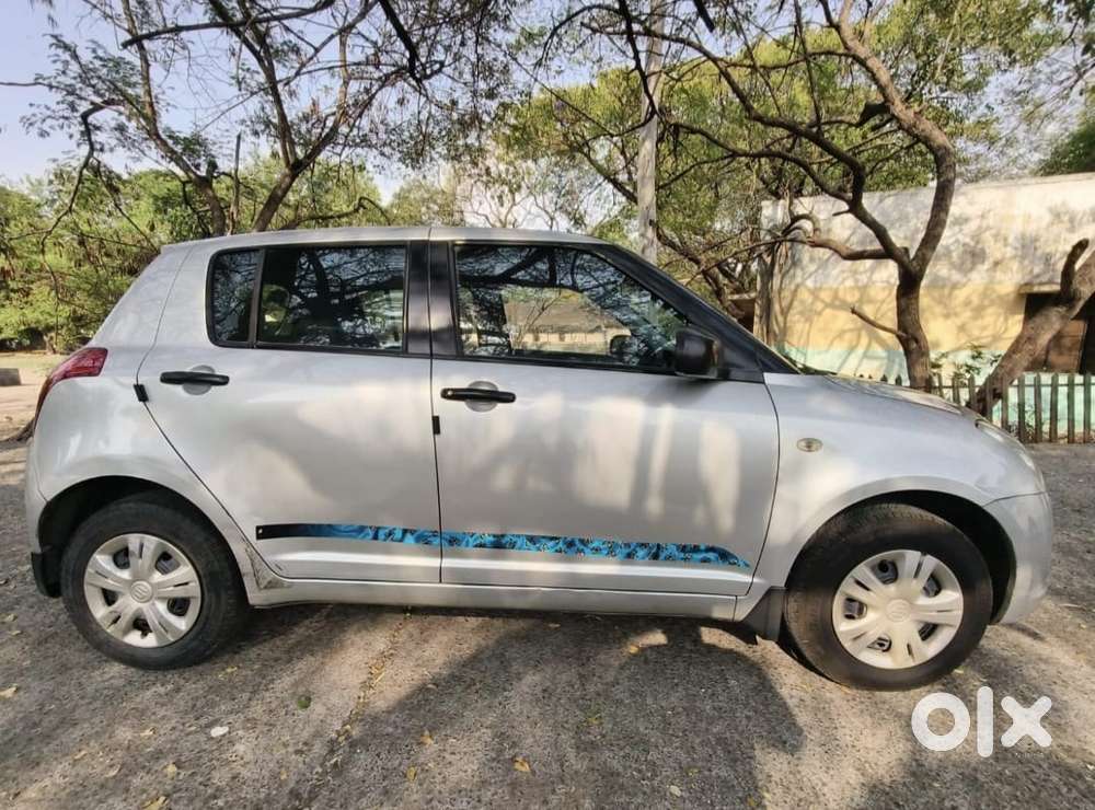 Maruti Suzuki Swift 2011 Petrol Well Maintained