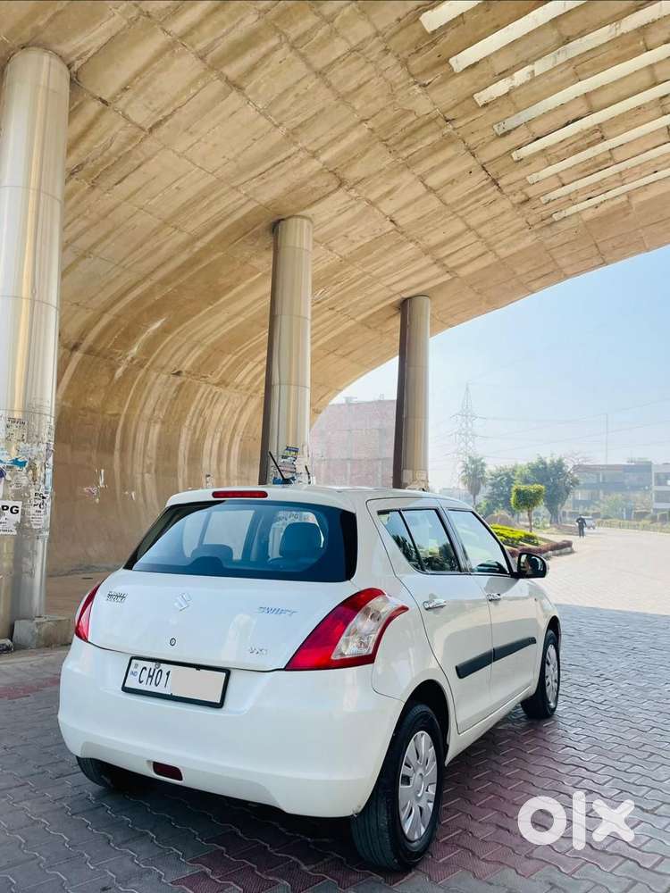 Maruti Suzuki Swift Vxi, 2016, Petrol