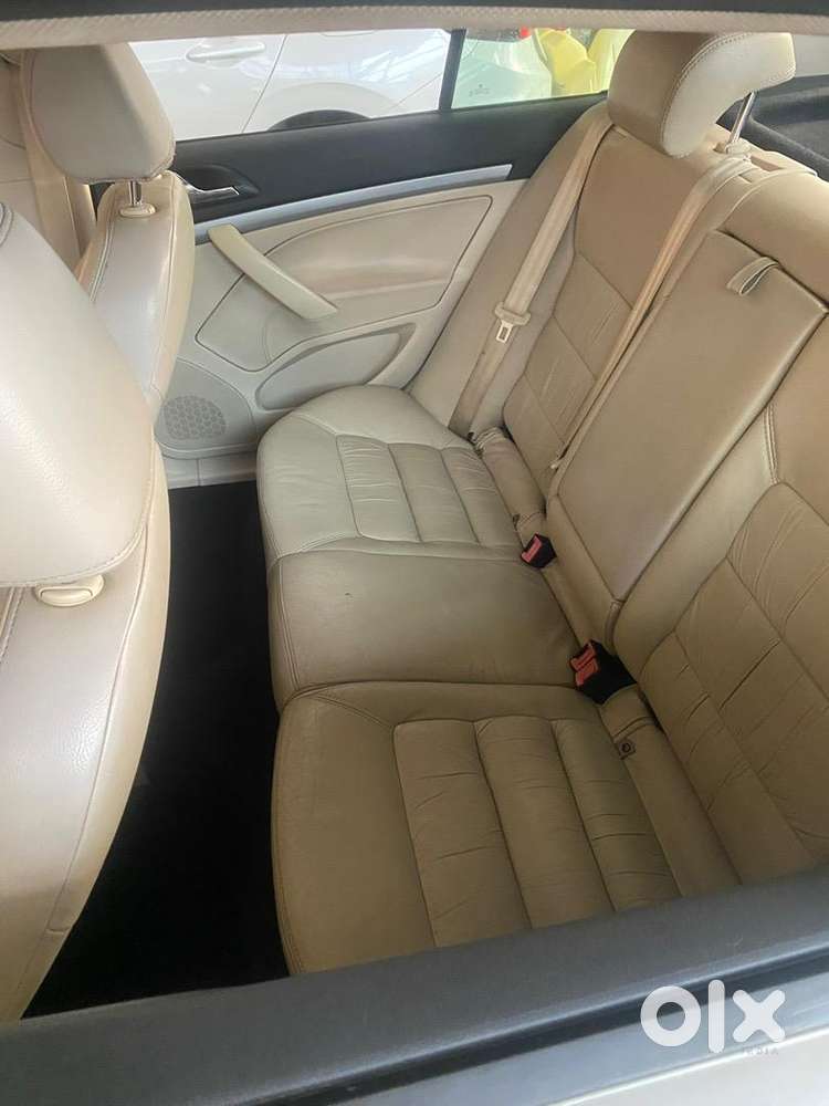 Skoda Laura : Built To Perform - Designed To Impress