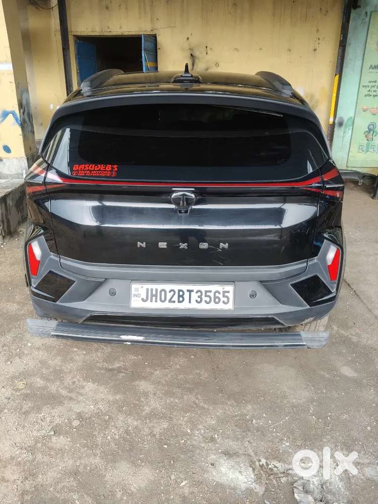 Tata Nexon 2025 Petrol 49000 Km Driven