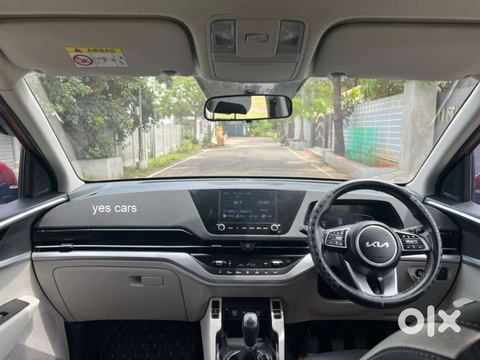 Kia Carens 1.4 Prestige Plus Turbo 7 Str, 2022, Petrol