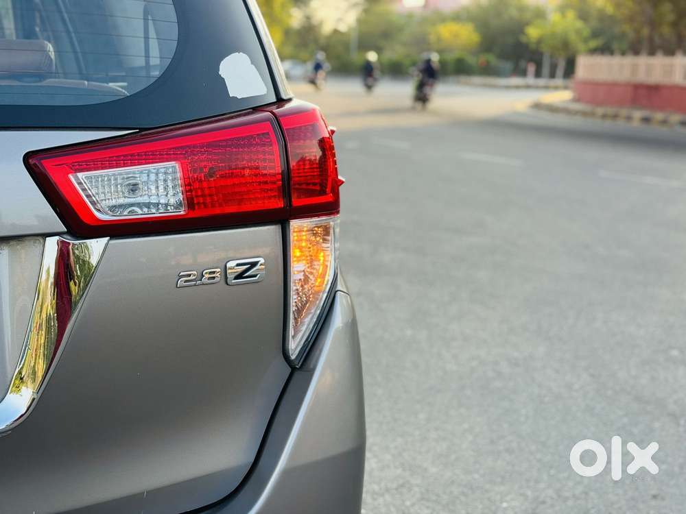 Toyota Innova Crysta 2.8z Automatic, 2018, Diesel