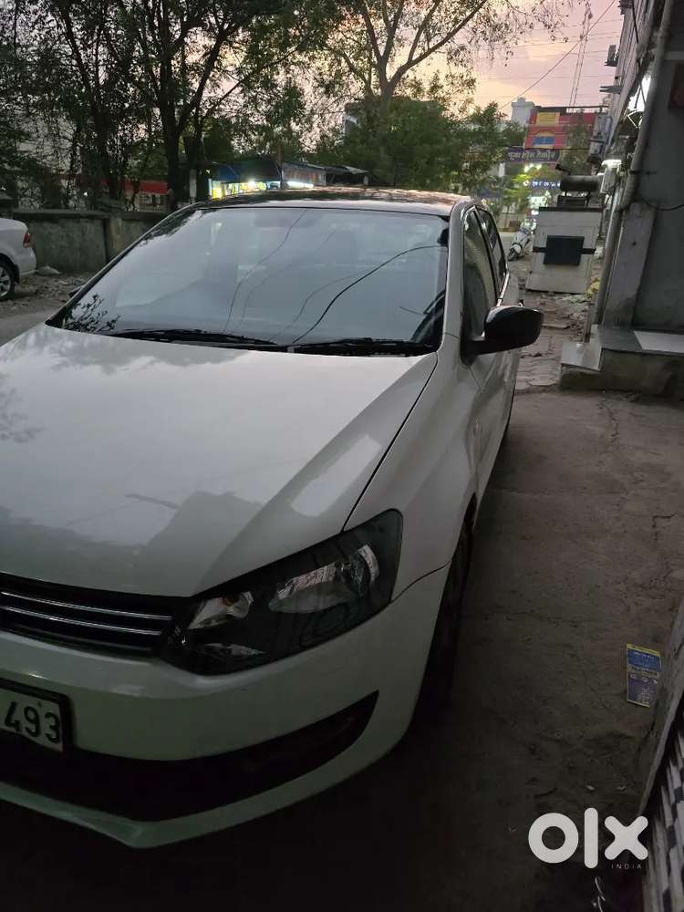 Volkswagen Polo 2013 Diesel 73000 Km Driven