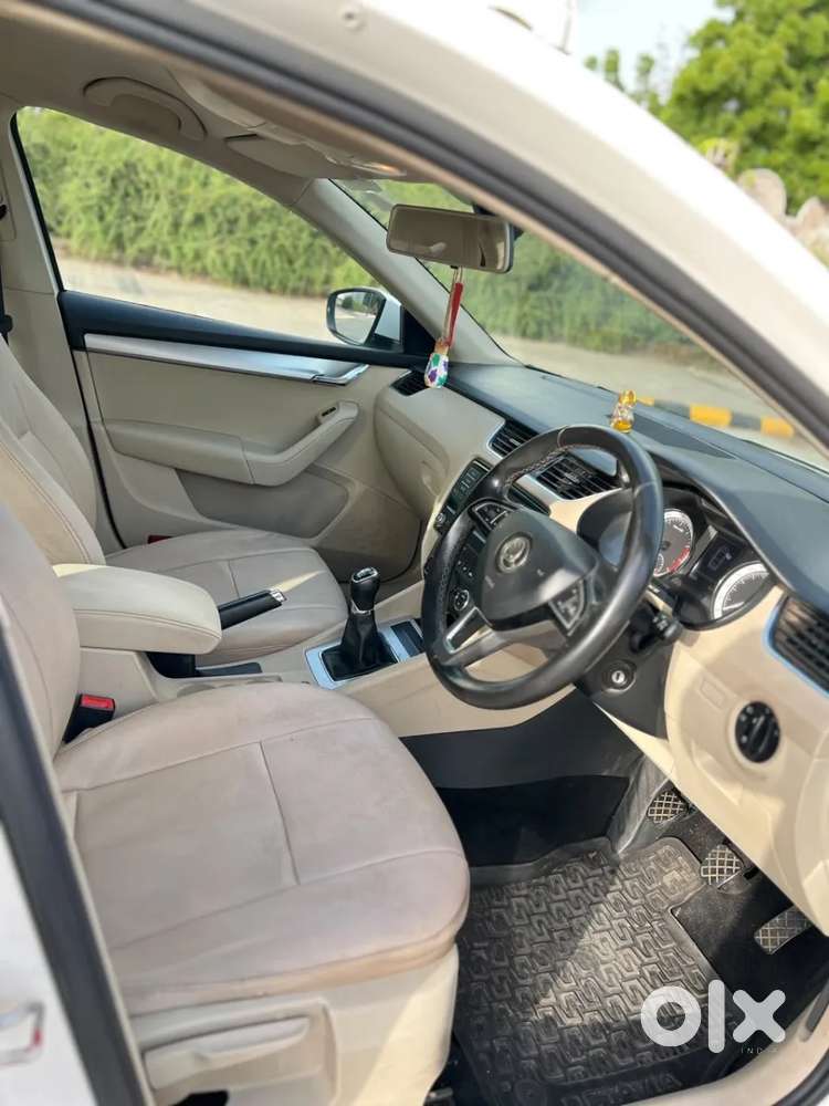 Skoda Octavia, 2019, Petrol