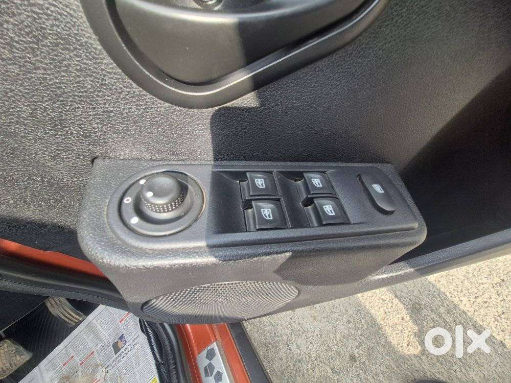 Renault Duster Petrol Rxs Cvt, 2017, Petrol