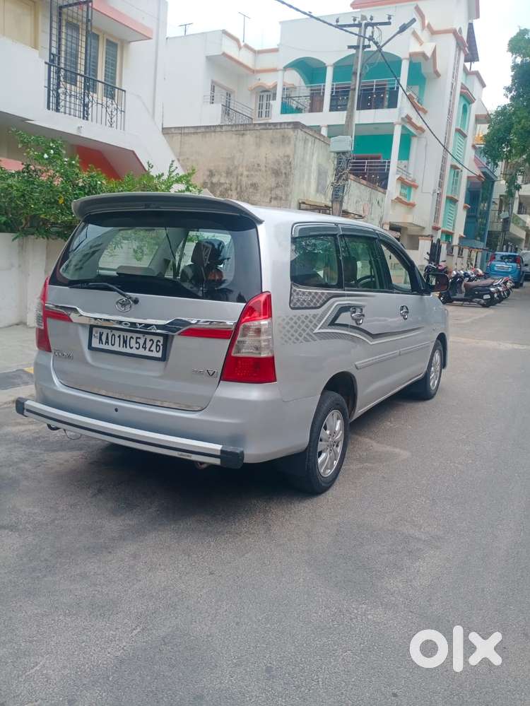 Toyota Innova 2.5 Vx 8 Seater Bs Iv, 2009
