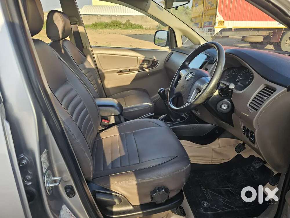 Toyota Innova 2.5 G 2015