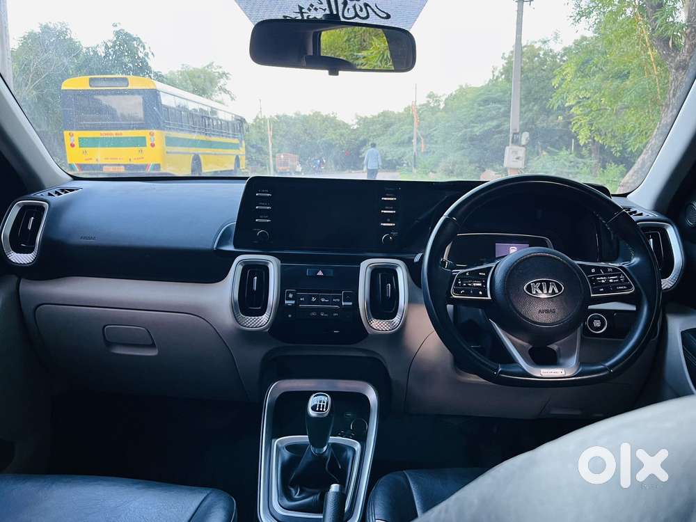 Kia Sonet, 2021, Petrol