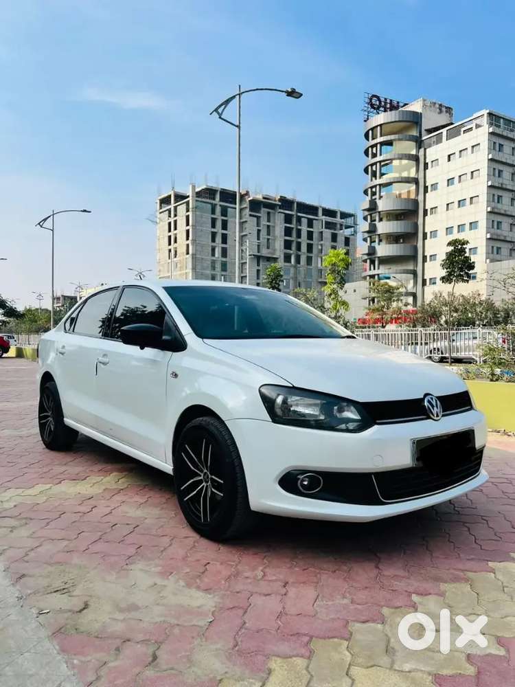 Volkswagen Vento 2014 Petrol 72000 Km Driven