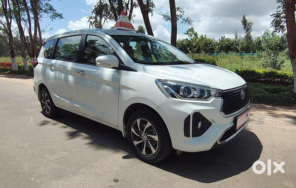 Toyota Rumion V At, 2025, Petrol
