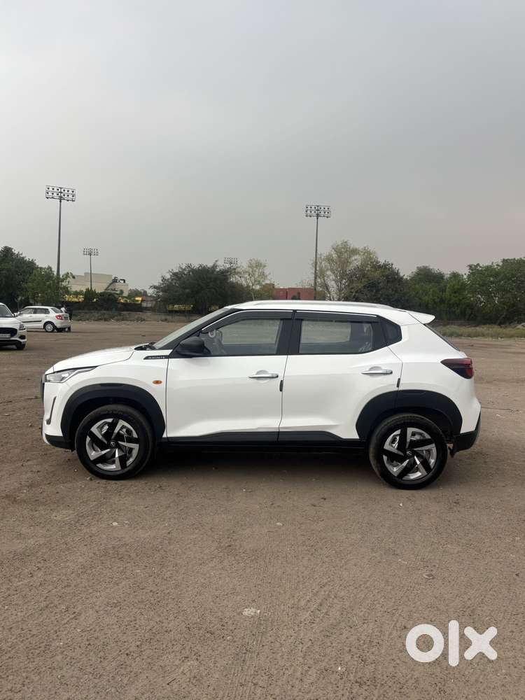 Nissan Magnite Visia Mt, 2025, Petrol