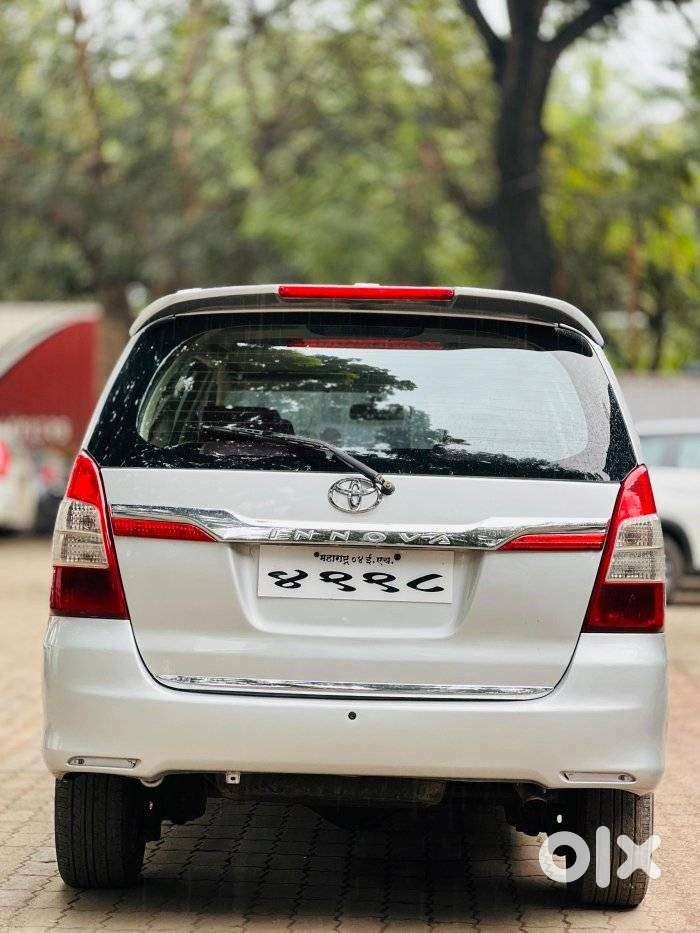 Toyota Innova 2.5 G (diesel) 8 Seater, 2010, Diesel