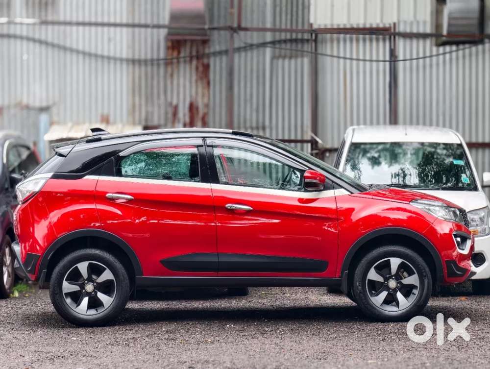 Tata Nexon 1.2 Revotron Xza Plus, 2019, Petrol