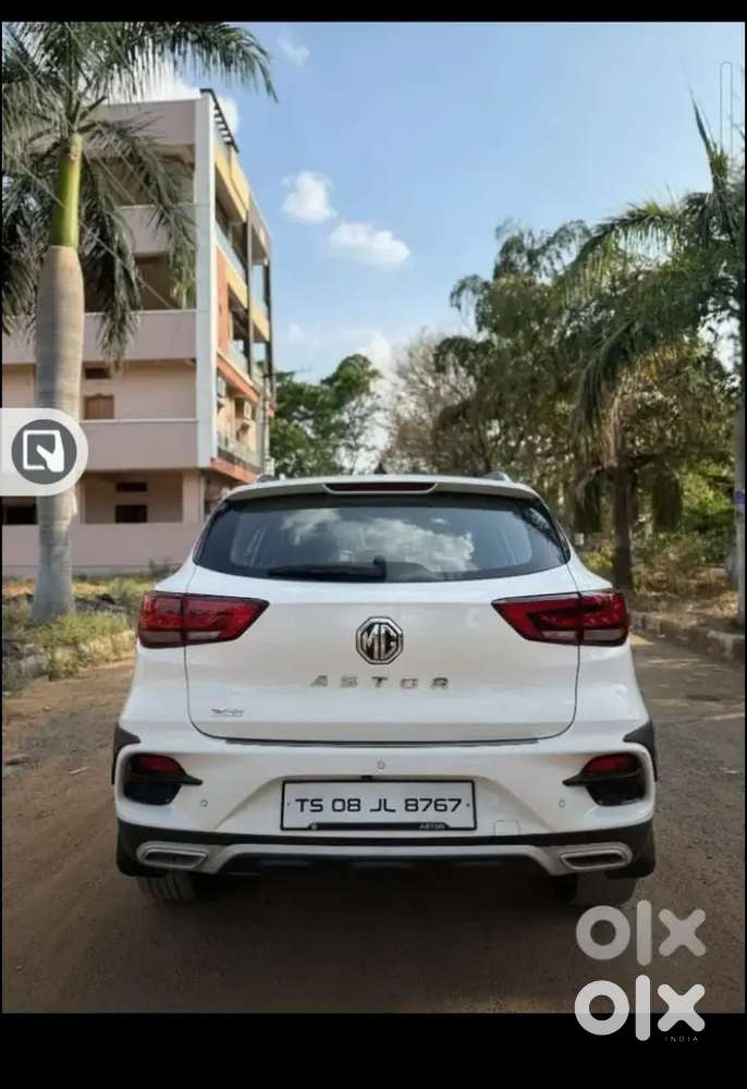 Mg Astor 2022 Petrol Well Maintained - Climate Control, Pamaromic Roof