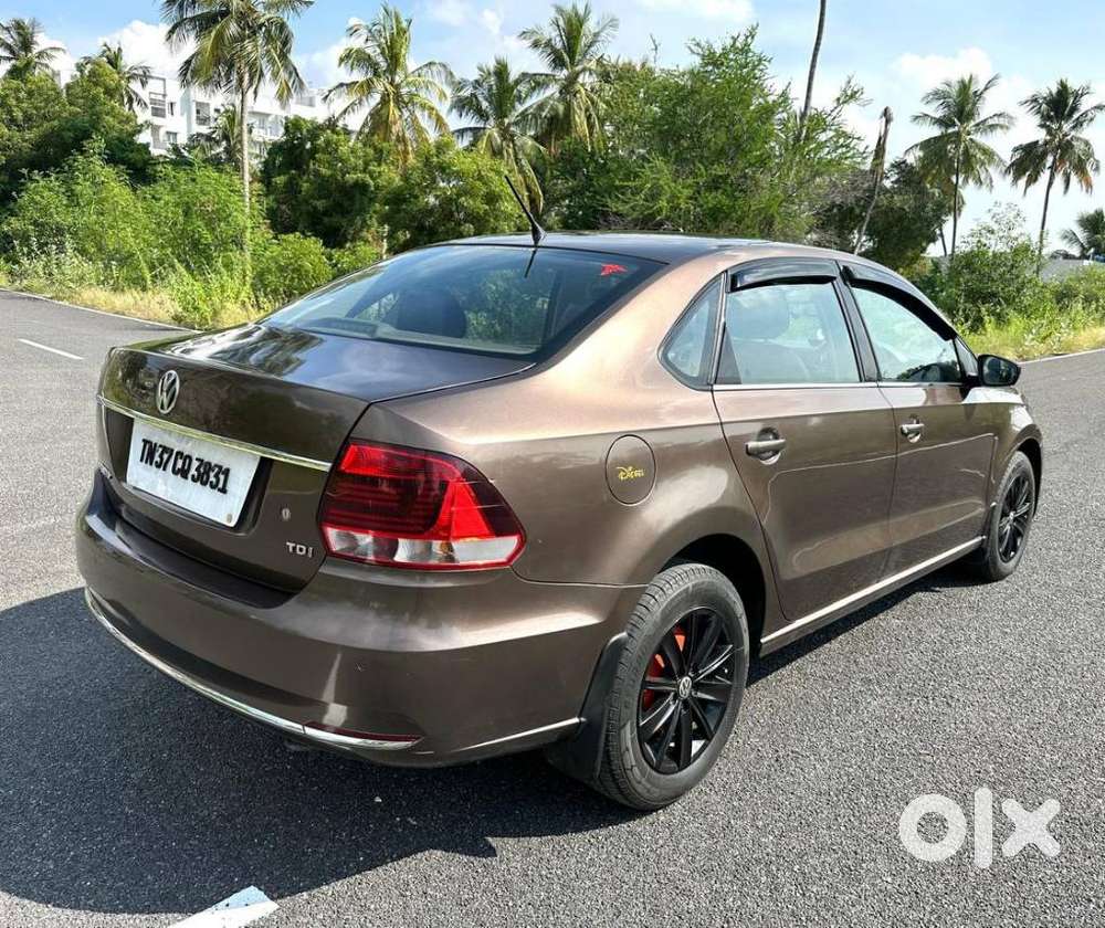 Volkswagen Vento 1.5 Highline Plus At 16 Alloy, 2016, Diesel