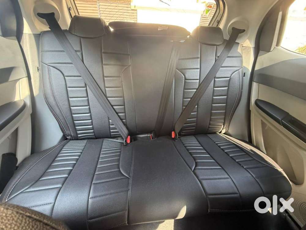 Tata Tiago 1.2 Petrol 2025