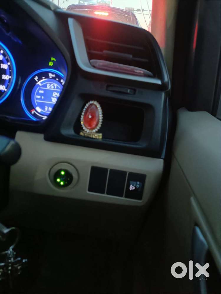 Fully Automatic Honda Cng Amaze (vx-cvt)-2018