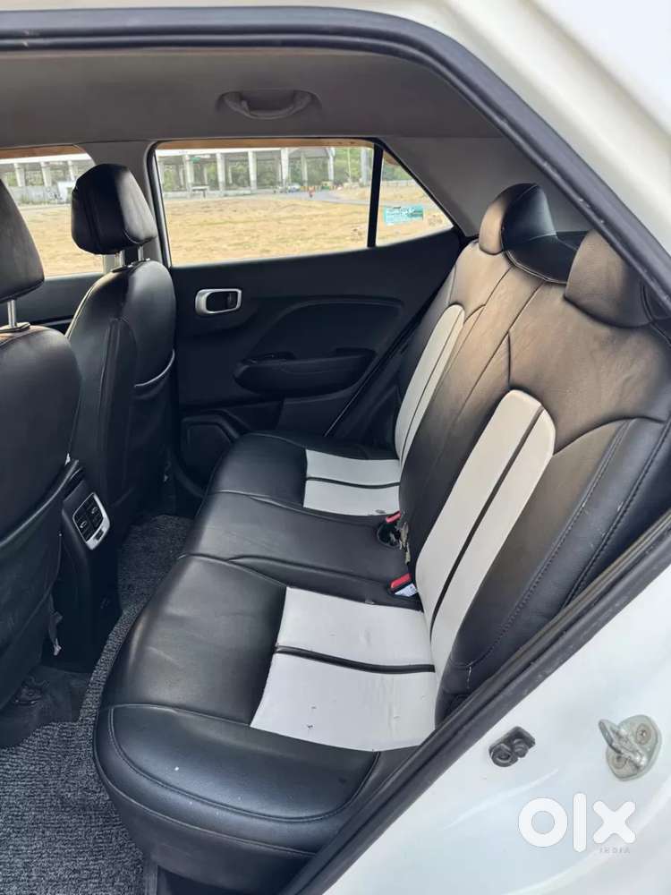 Hyundai Venue 1.2 S Plus, 2022, Petrol