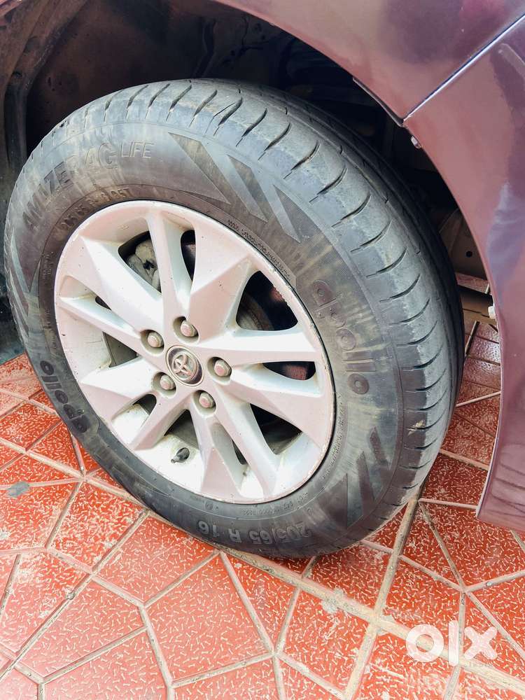 Toyota Innova Crysta 2.4 V, 2017, Diesel