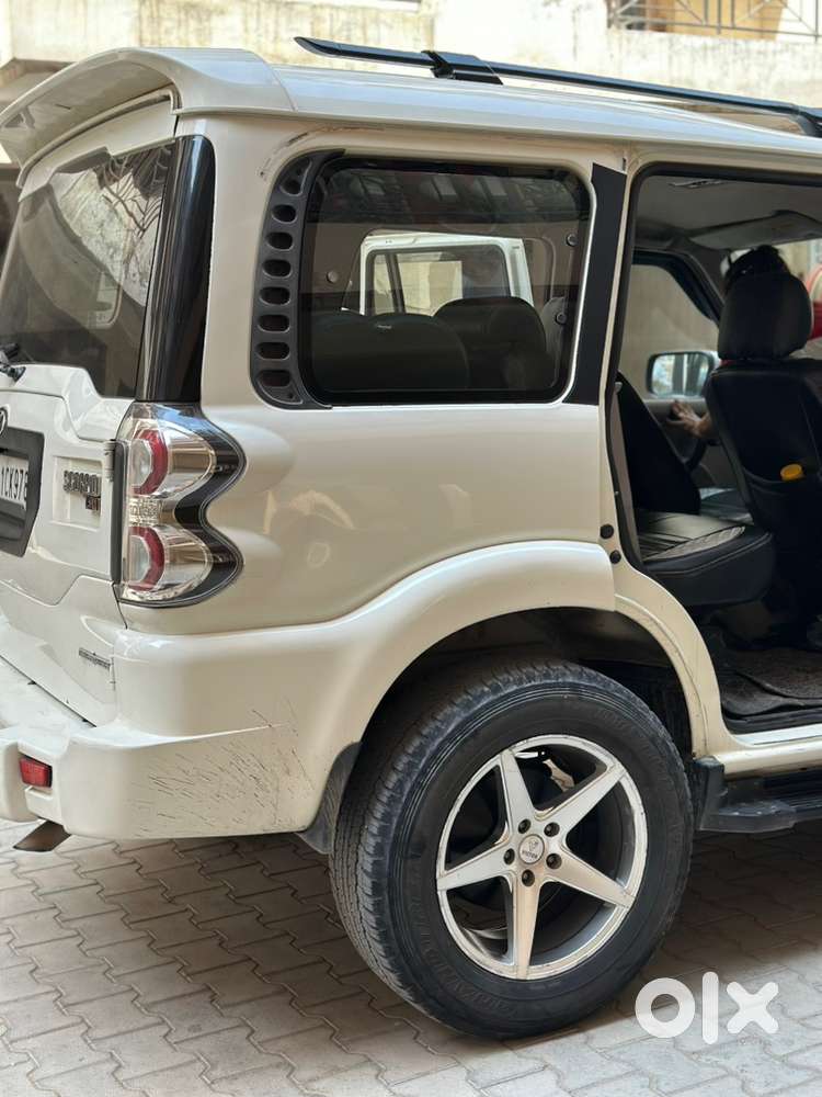 Mahindra Scorpio Diesel 2017