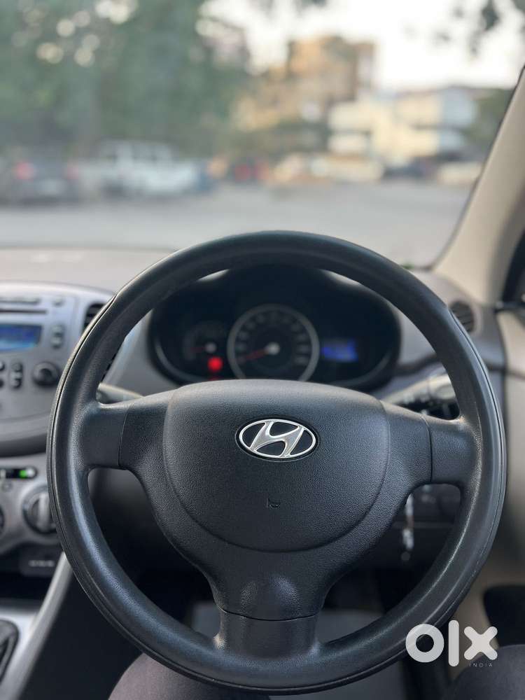 Hyundai I10 Sportz, 2014, Petrol