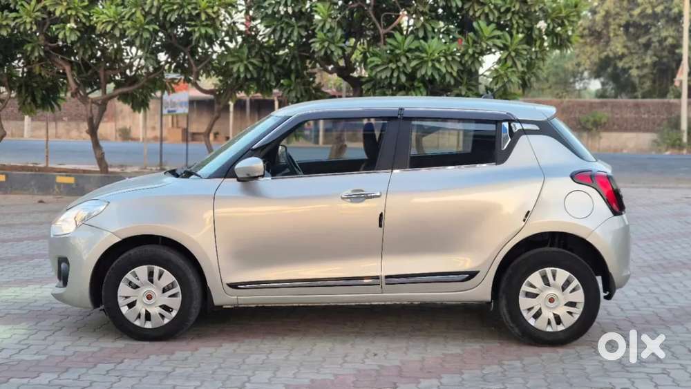 Maruti Suzuki Swift Vxi, 2020, Petrol