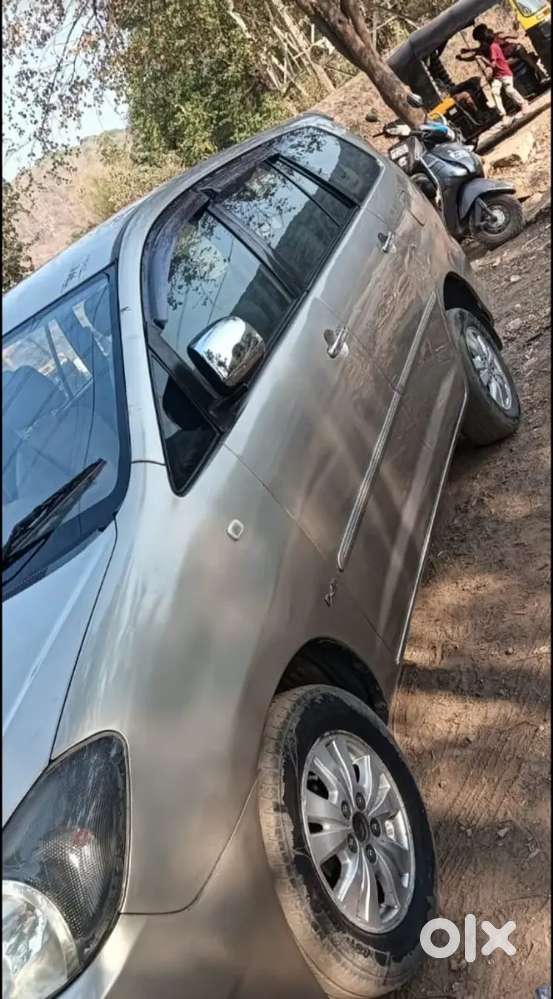 Toyota / Innova / [2009-5 Vx Diesel 7