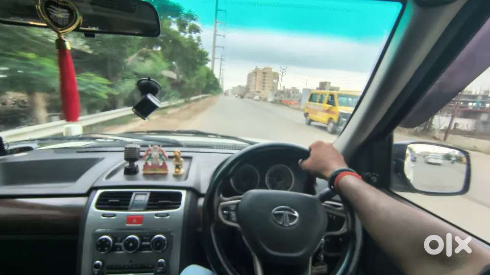 Tata Safari Strome For Sell