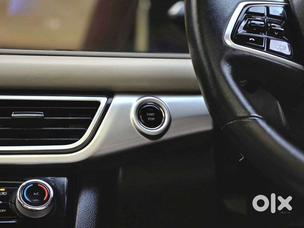 Mahindra Xuv700 2.2 Ax 7 Diesel At Luxury Pack Str, 2023, Diesel