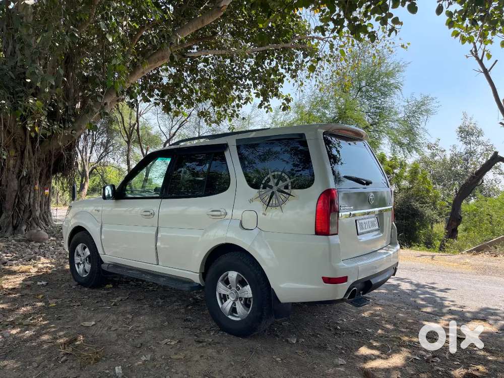 6 Gear Tata Safari Storme 2016