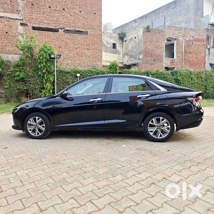 Hyundai Verna 1.5 Sx Petrol Mt, 2023, Petrol