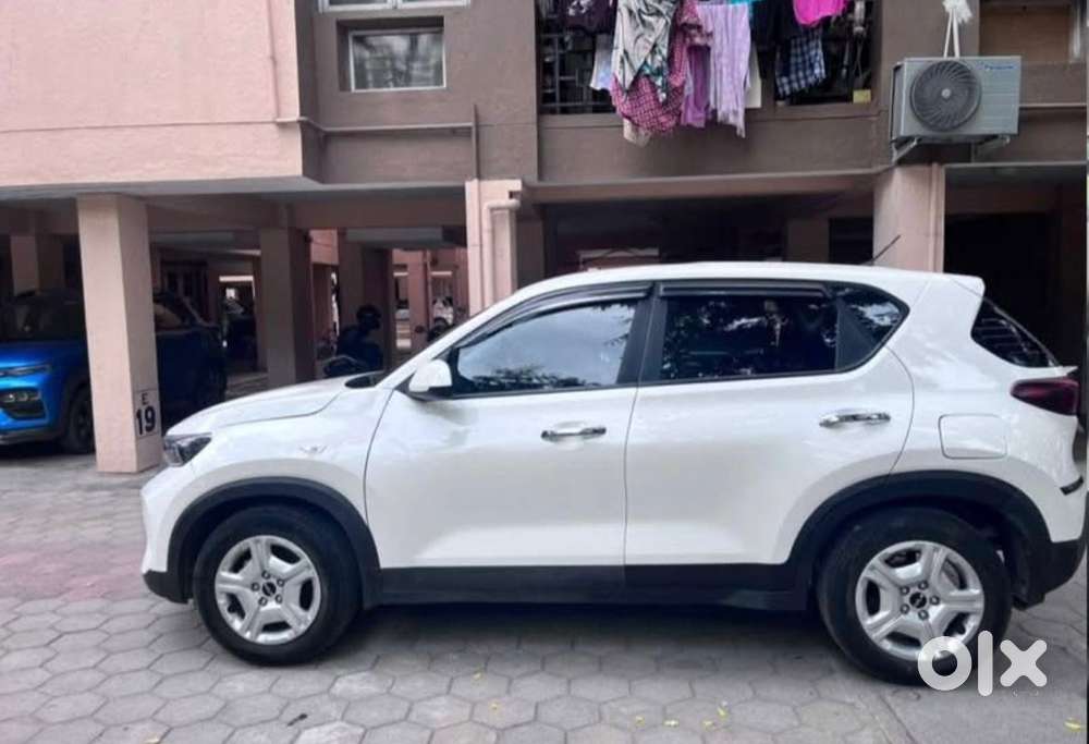 Kia Sonet Htk G, 2023, Petrol